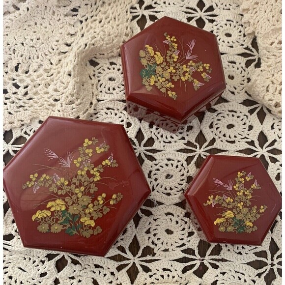 Vintage Hong Kong Red Hexagonal Nesting/Stacking Floral Plastic Trinket Boxes - Picture 2 of 7